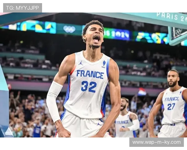 文班亚马半场37分全场40+12 马刺核心展现MVP级别表现